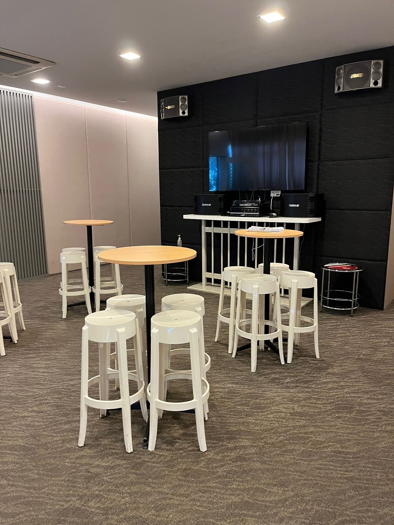 KTV Main Hall